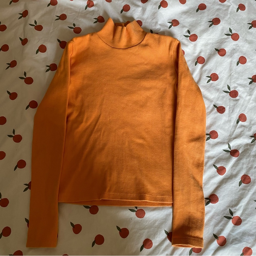 Odeyalo orange mockneck